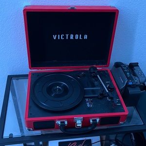 red victrola record player